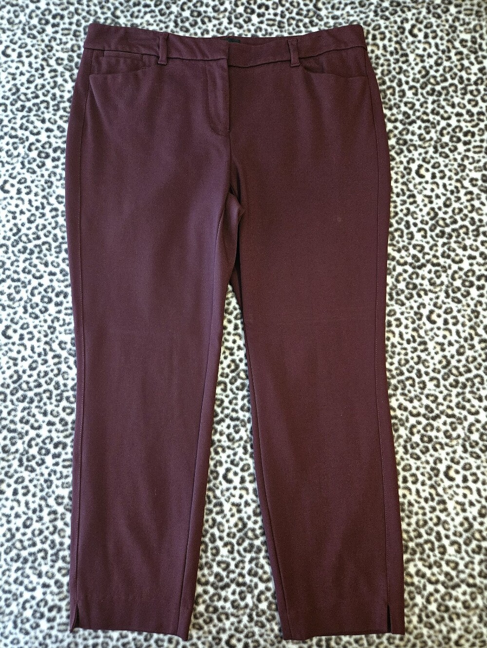 WHBM The Ponte Slim Ankle Pant In Dark Burgundy, Size 10R, GUC